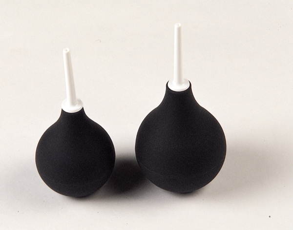 Poire � Lavement Noire