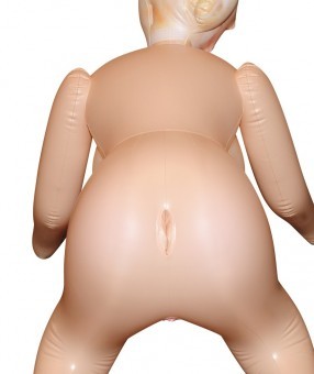 Poup�e Gonflable Anna la Su�doise