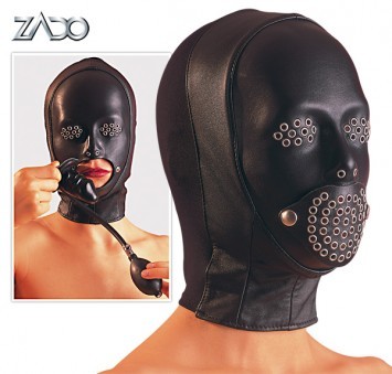 Cagoule Cuir et Metal