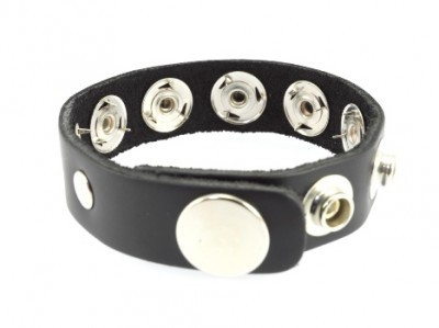Cockring Cuir Rivets Et Piquants