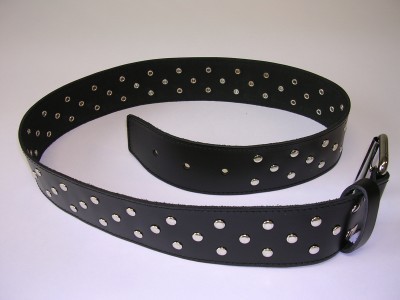 Ceinture Cuir Noir Avec Petits Rivets